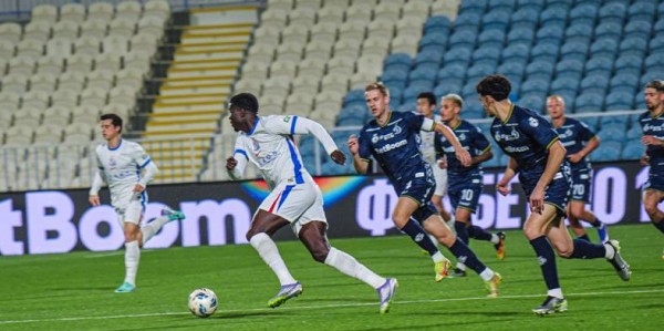 世界杯直播app官方入口-5-7 1-4！上海双雄被虐！申花不敌迪纳摩 拉唐破门 海港被打花了