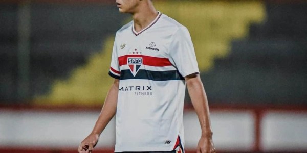 世界杯高清直播下载-斯基拉：巴萨、国米、米兰看上圣保罗16岁前腰扎巴雷利