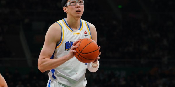 世界杯高清直播下载-高效两双！周琦6中5拿到14分11板2助1断1帽 最后时刻犯满