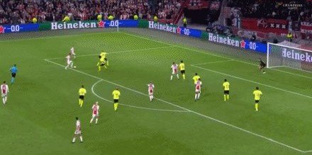 世界杯比赛直播平台-【欧冠】罗伊斯乌龙阿莱2传1射 阿贾克斯4球屠多特