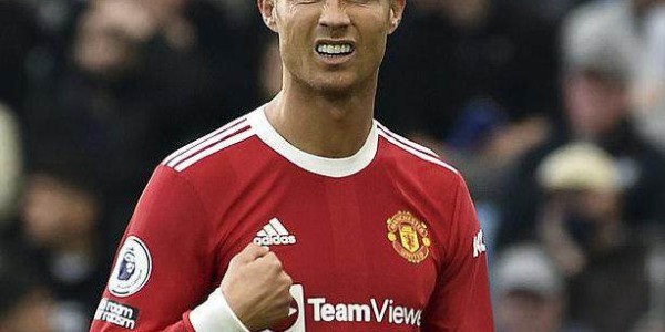 这就开始后悔了？名宿：曼联阵容还是上赛季的好……