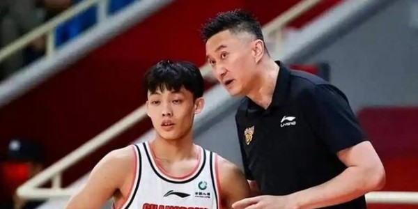 世界杯直播app官方入口-徐杰冲助攻里程碑！杜锋许利民对决，这场对决直接决定四强格局？