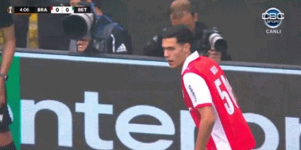 布拉加1-1贝蒂斯，格里利奇闪击，埃尔南德斯点射